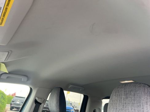 Used 2023 Ford Maverick XLT image 10