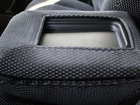 Used 2003 Chevrolet Silverado 1500 LS image 26