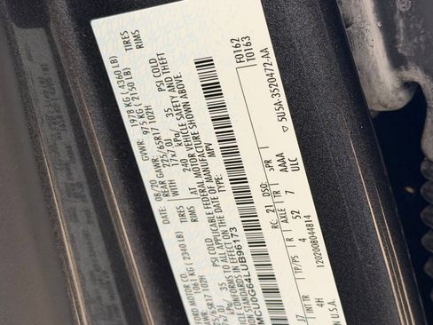 Certified 2020 Ford Escape SE image 13