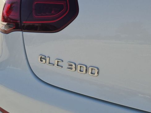 Used 2020 Mercedes-Benz GLC 300 4MATIC Coupe image 11