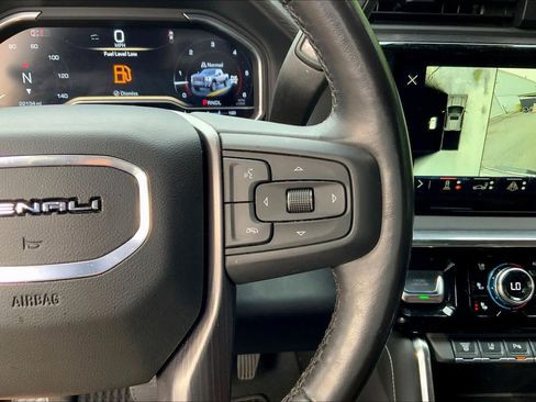 Used 2024 GMC Sierra 2500 Denali Ultimate AWD/4WD image 35