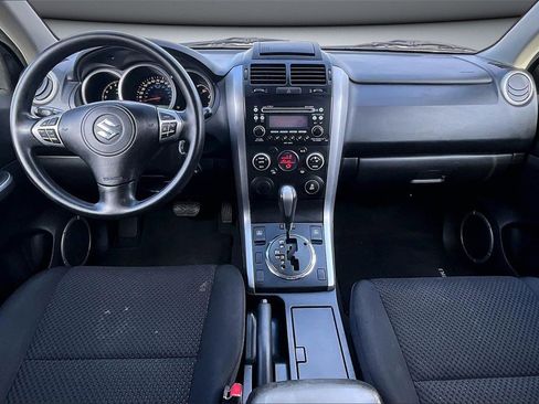 Used 2012 Suzuki Grand Vitara Premium image 7