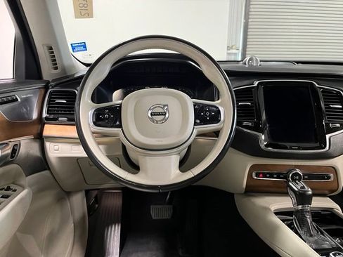 Used 2017 Volvo XC90 T6 Inscription w/ Vision Package AWD/4WD image 21