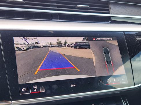 Used 2025 Audi A8 L 3.0T AWD/4WD image 27