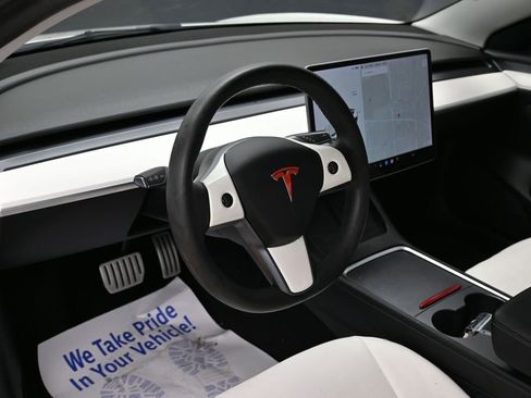 Used 2022 Tesla Model 3 Performance AWD/4WD image 23