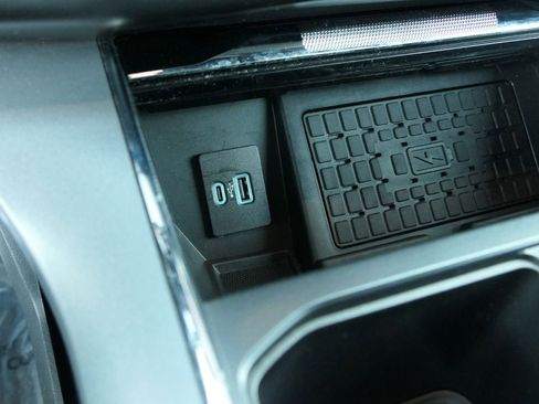 Used 2023 Ford F150 Lightning Lariat w/ Equipment Group 511A High image 24