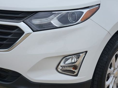 Used 2021 Chevrolet Equinox LT AWD/4WD image 17