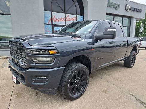 Used 2026 RAM 2500 Big Horn AWD/4WD image 2