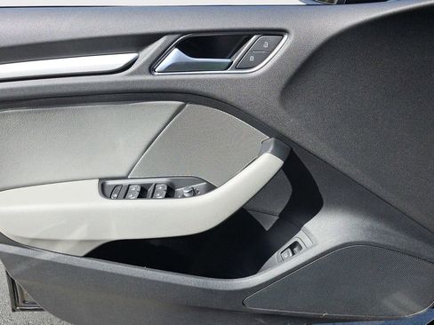 Used 2018 Audi A3 e-tron Premium w/ Sport Package FWD image 20
