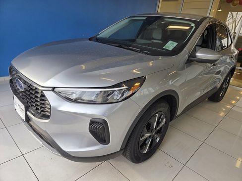 Used 2023 Ford Escape Active w/ Tech Pack #2 image 1