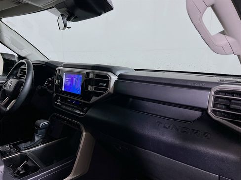 Used 2022 Toyota Tundra SR5 image 26