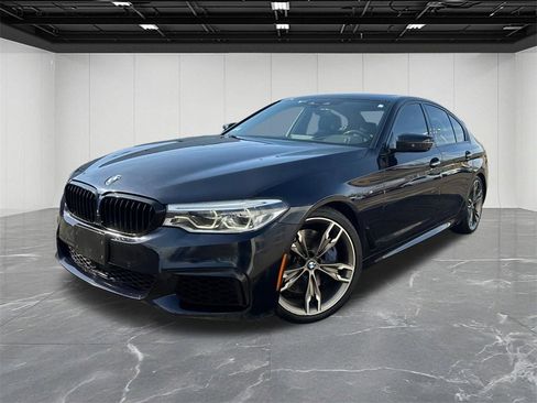 Used 2018 BMW M550i xDrive image 1