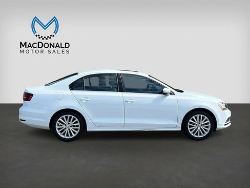 Used 2016 Volkswagen Jetta SEL FWD image 8