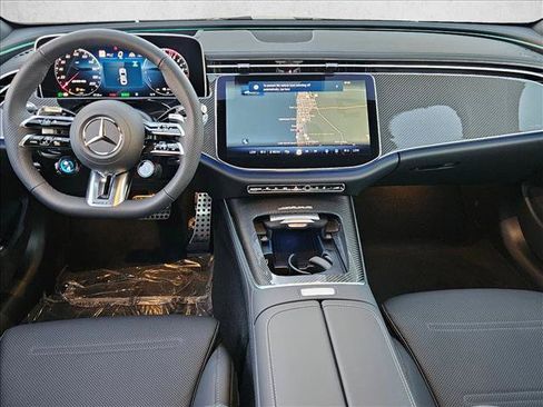 New 2026 Mercedes-Benz E 53 AMG e 4MATIC Sedan image 15