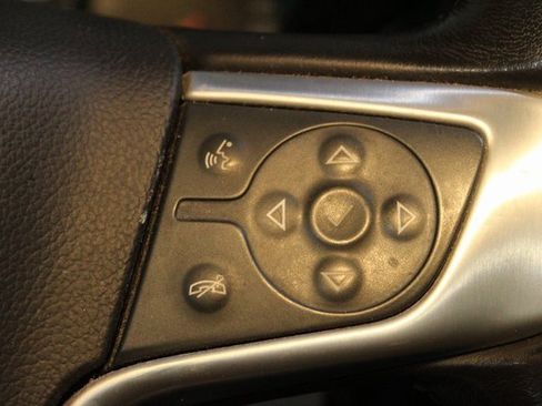 Used 2018 GMC Sierra 1500 SLE image 22