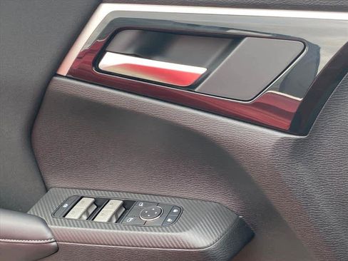 New 2026 Mitsubishi Outlander ES image 12