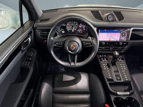Used 2023 Porsche Macan S AWD/4WD image 28