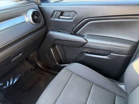 Used 2023 Chevrolet Colorado LT w/ LT Convenience Package image 29