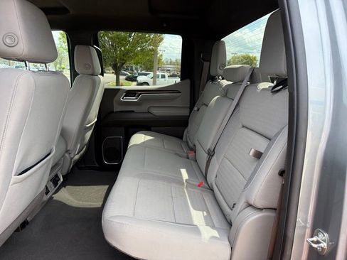 Used 2023 Chevrolet Silverado 1500 LT w/ Protection Package AWD/4WD image 17