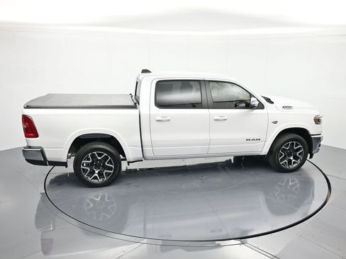 New 2026 RAM 1500 Laramie AWD/4WD image 32