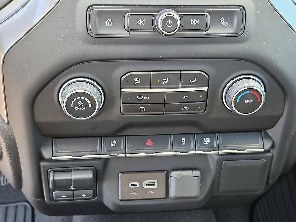 Certified 2025 Chevrolet Silverado 2500 Custom AWD/4WD image 23