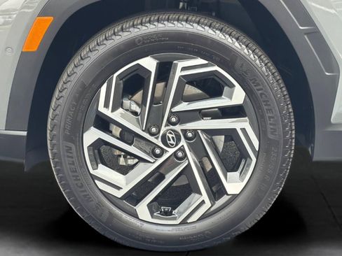 Certified 2025 Hyundai Tucson Limited AWD/4WD image 30