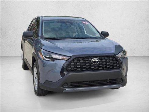 Certified 2023 Toyota Corolla Cross L FWD image 3