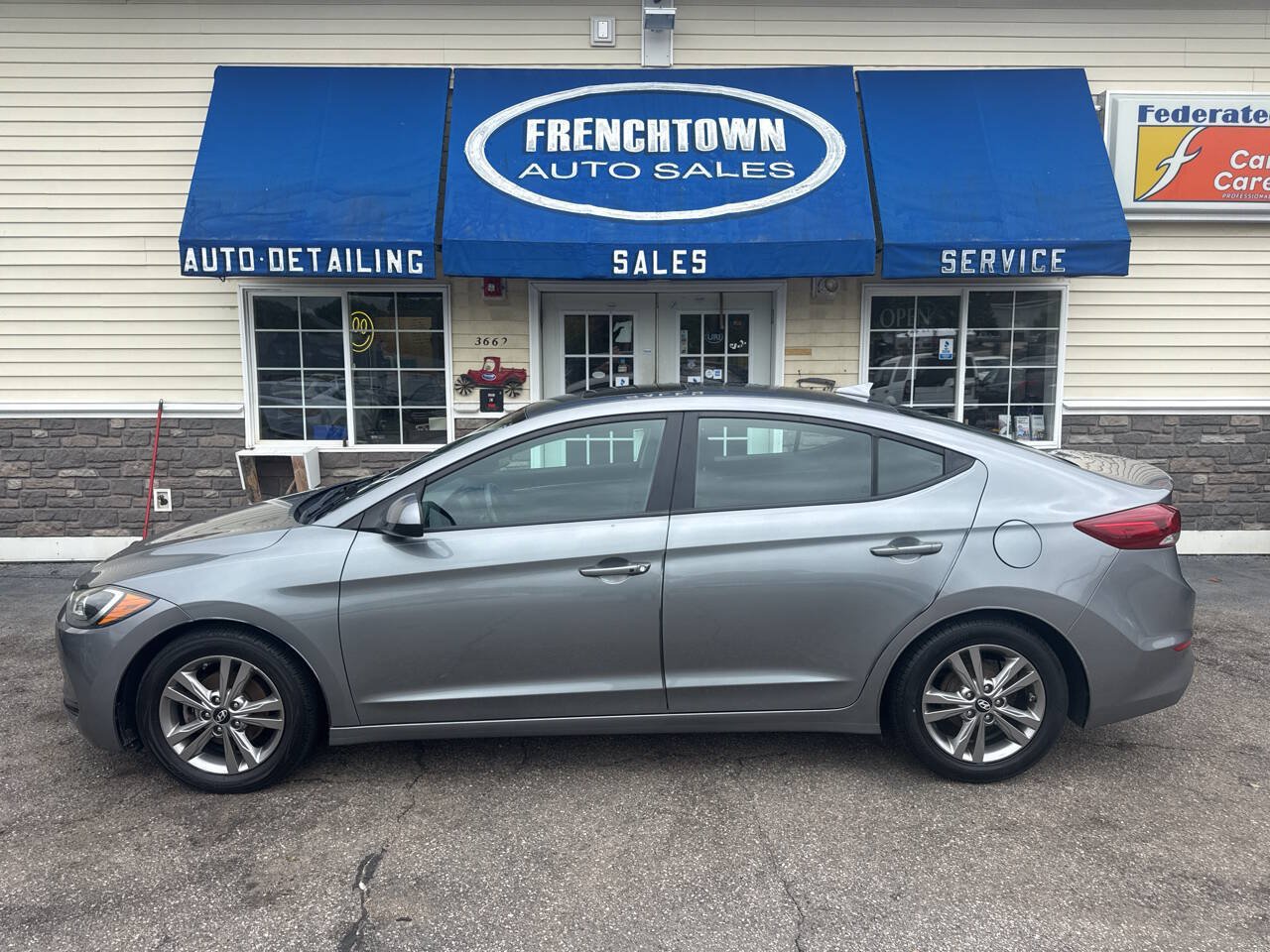 Used 2017 Hyundai Elantra Value Edition FWD image 1