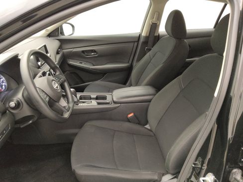 Used 2025 Nissan Sentra S FWD image 17