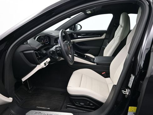 Used 2026 Porsche Panamera 4 image 4