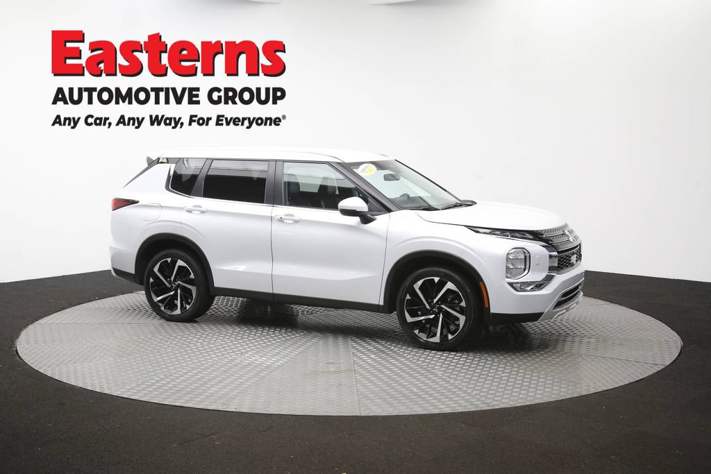 Used 2024 Mitsubishi Outlander SE AWD/4WD image 50