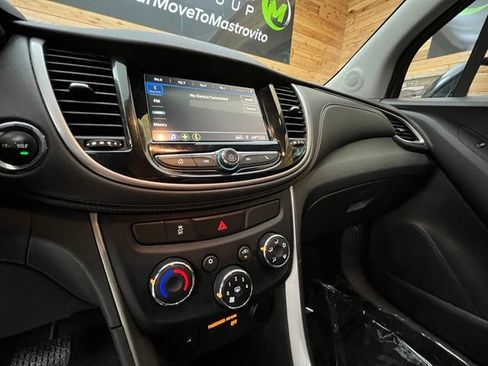 Used 2019 Chevrolet Trax LT w/ Driver Confidence Package AWD/4WD image 21