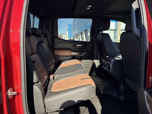 Used 2021 Chevrolet Silverado 1500 High Country image 27