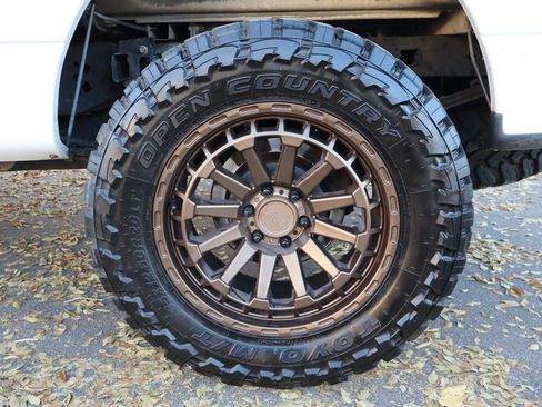 Used 2011 Ford F150 XLT w/ XLT Convenience Pkg image 42