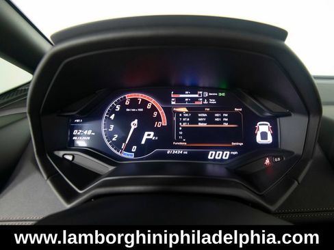 Used 2015 Lamborghini Huracan LP 610-4 AWD/4WD image 15
