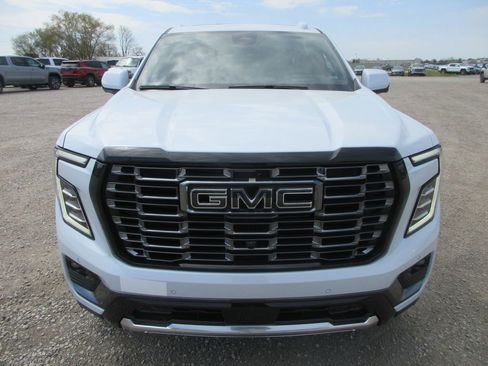 New 2026 GMC Yukon XL Denali Ultimate image 10