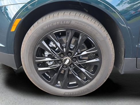 New 2026 Cadillac XT5 Luxury w/ LPO, Bronce Accent Package image 10