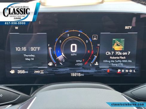 Used 2025 Chevrolet Suburban LT w/ Comfort Package AWD/4WD image 17
