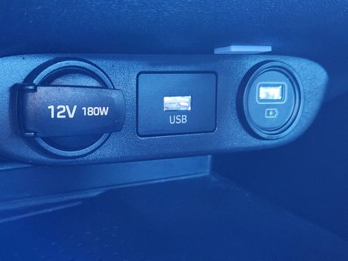 Certified 2022 Hyundai Elantra SEL w/ Convenience Package image 24