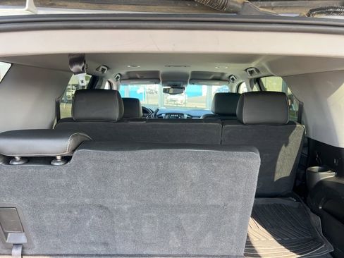 Used 2019 Chevrolet Tahoe LT w/ RST Edition image 10