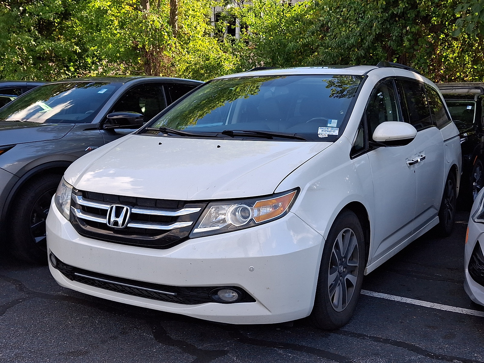 Used 2014 Honda Odyssey Touring image 3