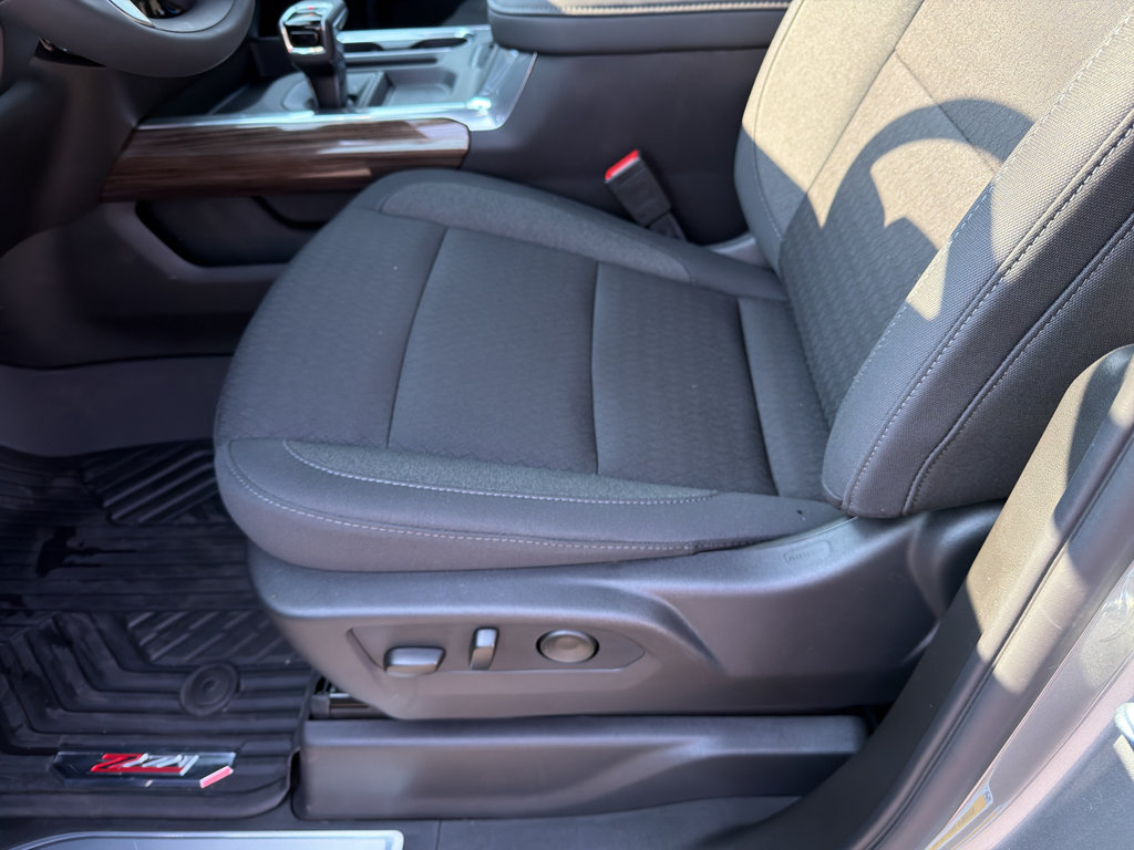 New 2026 Chevrolet Silverado 1500 RST AWD/4WD image 13