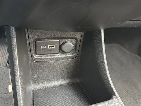 Used 2022 Chevrolet Spark LT image 19