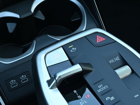 New 2026 BMW X1 xDrive28i w/ Convenience Package image 18