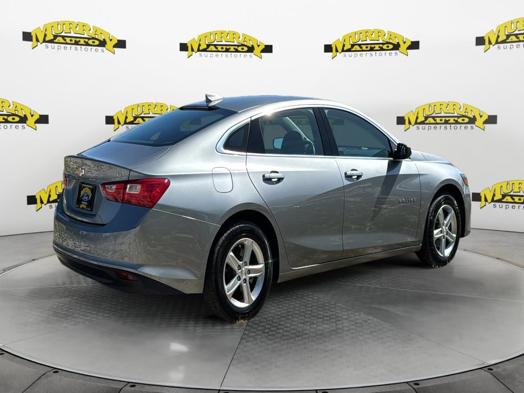 Used 2024 Chevrolet Malibu LT FWD image 7