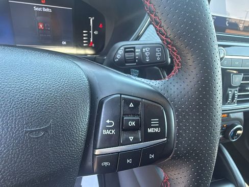 Used 2024 Ford Escape ST-Line image 16
