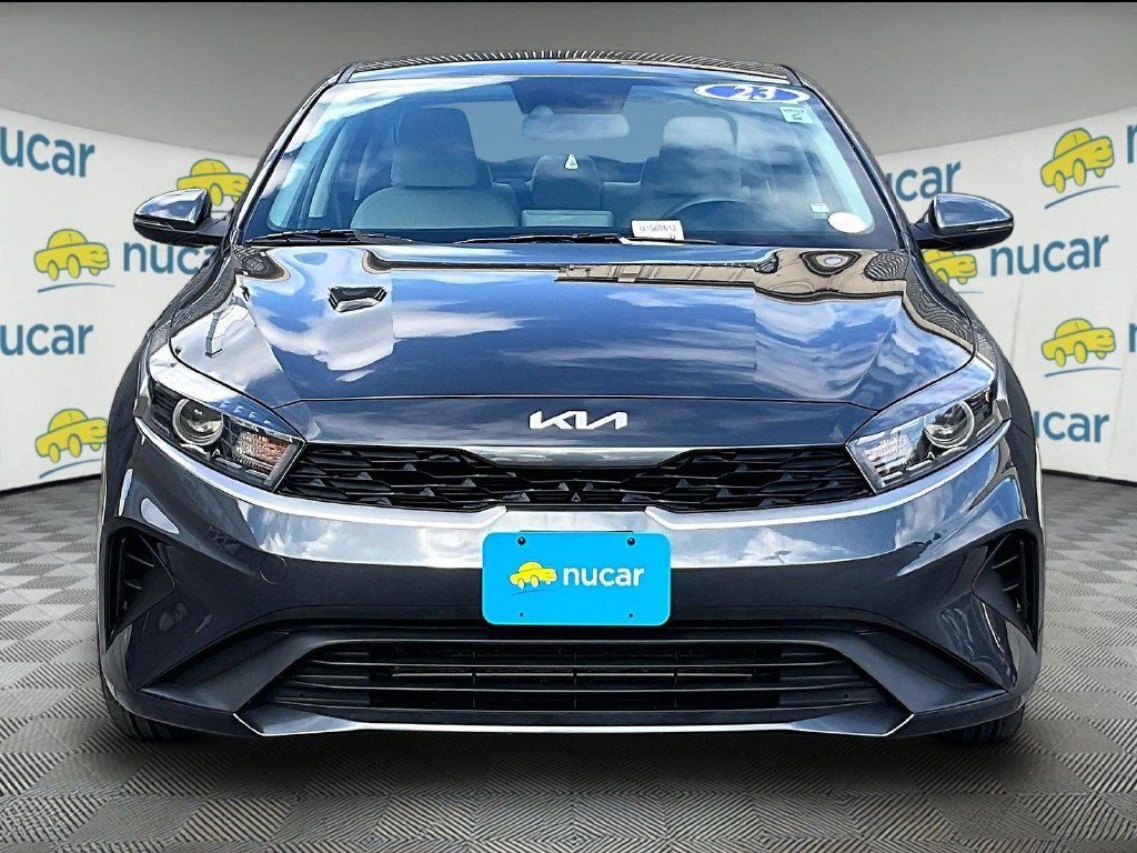 Used 2023 Kia Forte LXS w/ LXS Technology Package FWD image 1