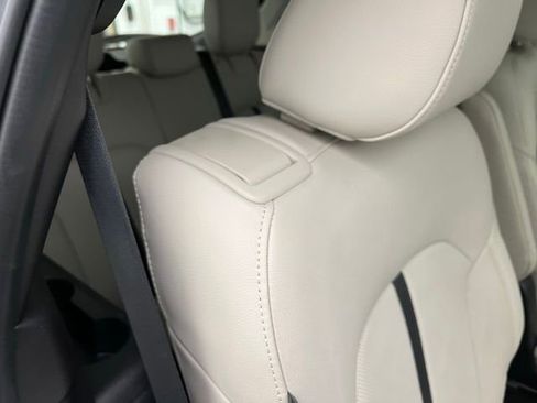 Used 2024 MAZDA CX-90 Plug-In Hybrid w/ Premium Pkg image 39