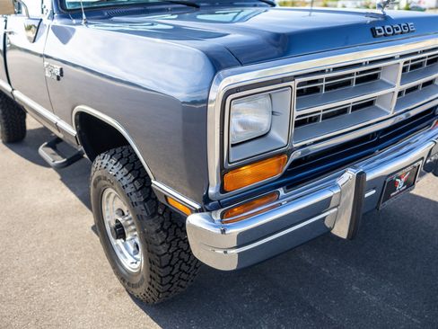 Used 1989 Dodge D/W Truck 350 image 33