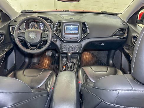 Certified 2021 Jeep Cherokee Latitude Plus image 32